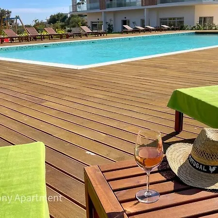 Harmony - Pool Front Апартаменты *